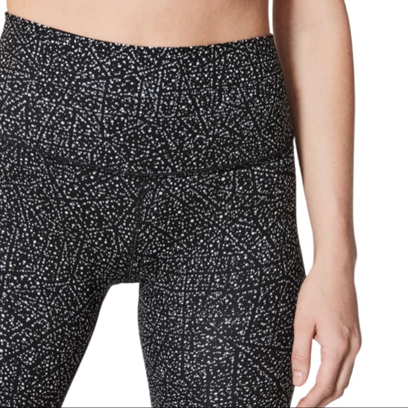 lululemon athletica Pants - Lululemon Align Night View Black White 25”